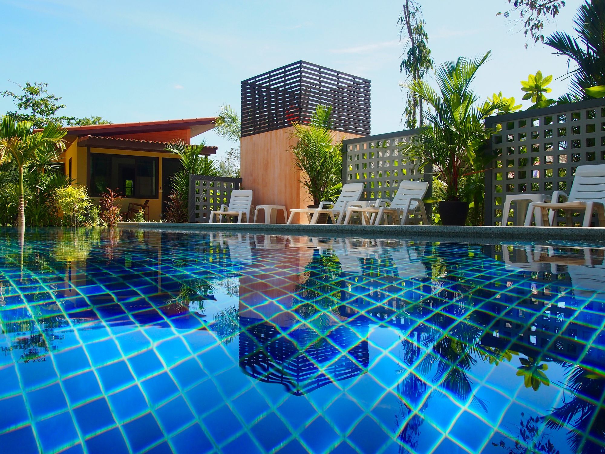 AT Bangsak Resort Khao Lak Exterior foto